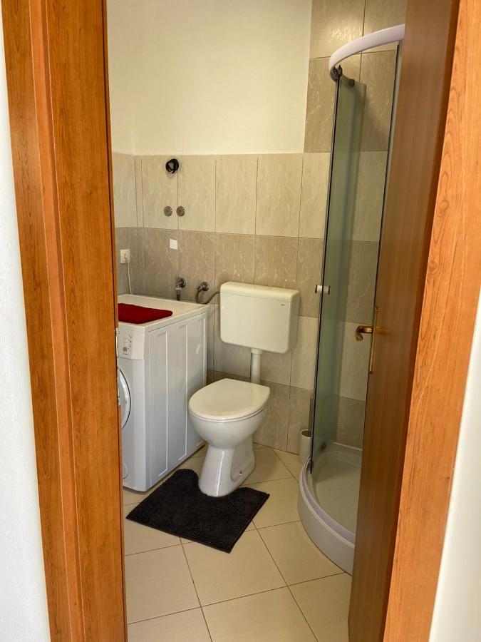 Apartman Hana U Blizini Automotodroma Grobnik I Kostrenski Plaza Кострена Экстерьер фото